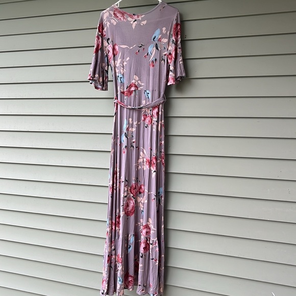 Gorgeous 7th Ray floral Maxie dress with ruffle sleeves and bottom - Picture 9 of 13